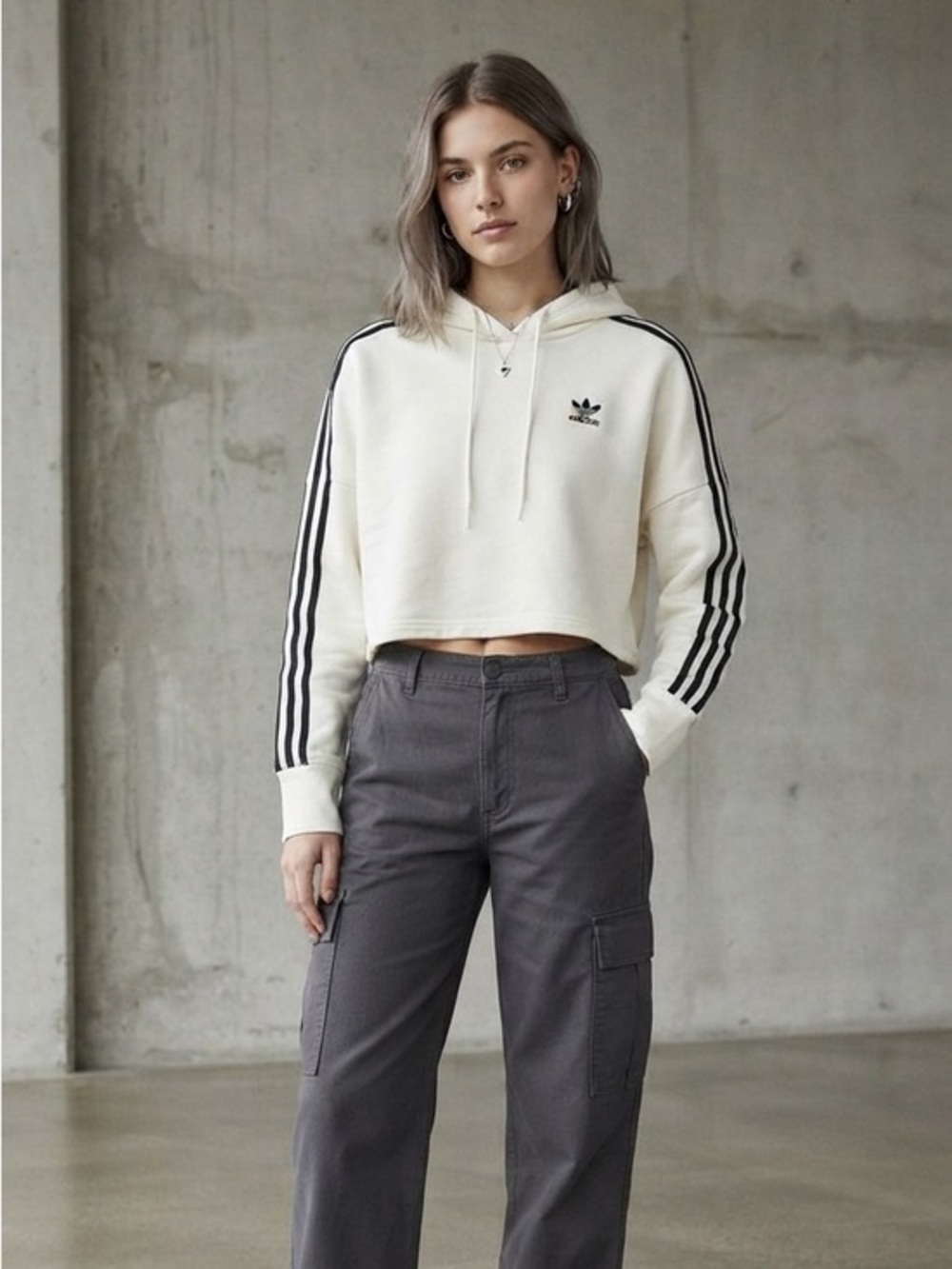 Adidas Oversized White & Black Cropped Hoodie Size Extra Small Cotton